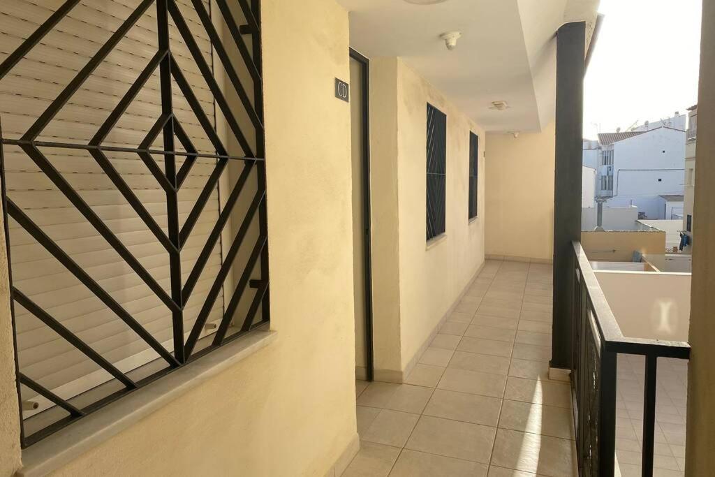 Apartamento primera línea playa. Vistas al mar Caleta de Vélez Exterior foto
